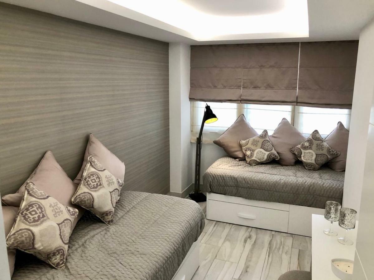 Luxury Apartment In La Isla, Walking Distance To Puerto Banus Marbella Exterior foto